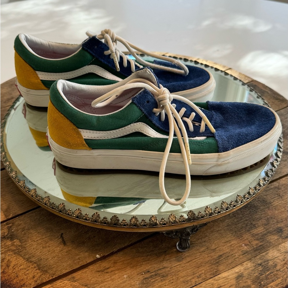 COPY - VANS Old Skool Yacht Club sneakers.